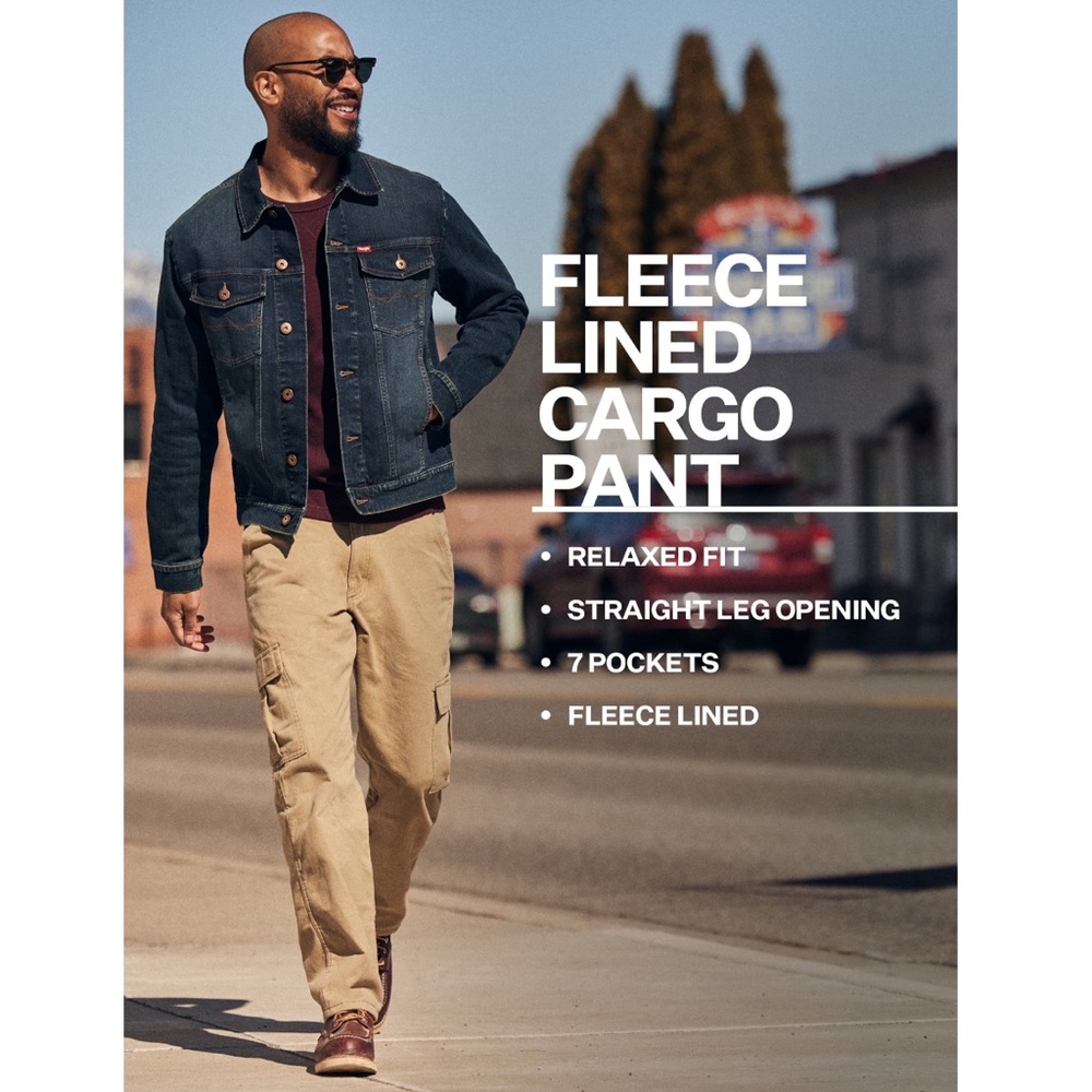 NWT Wrangler Men's and Big Men's Relaxed Fit Fleece Lined Cargo Jean size: 40x32 - Picture 7 of 13